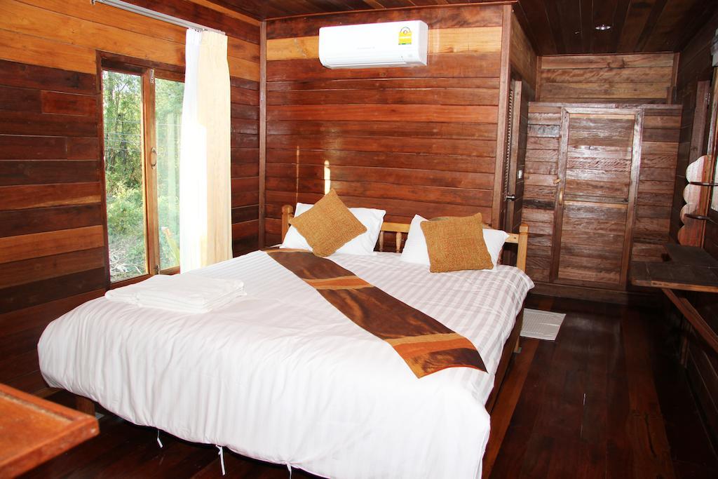 Burilamplai Resort Thung Yai Room photo