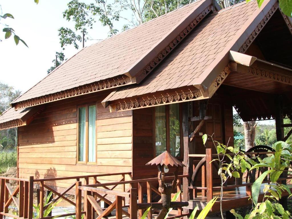 Burilamplai Resort Thung Yai Exterior photo