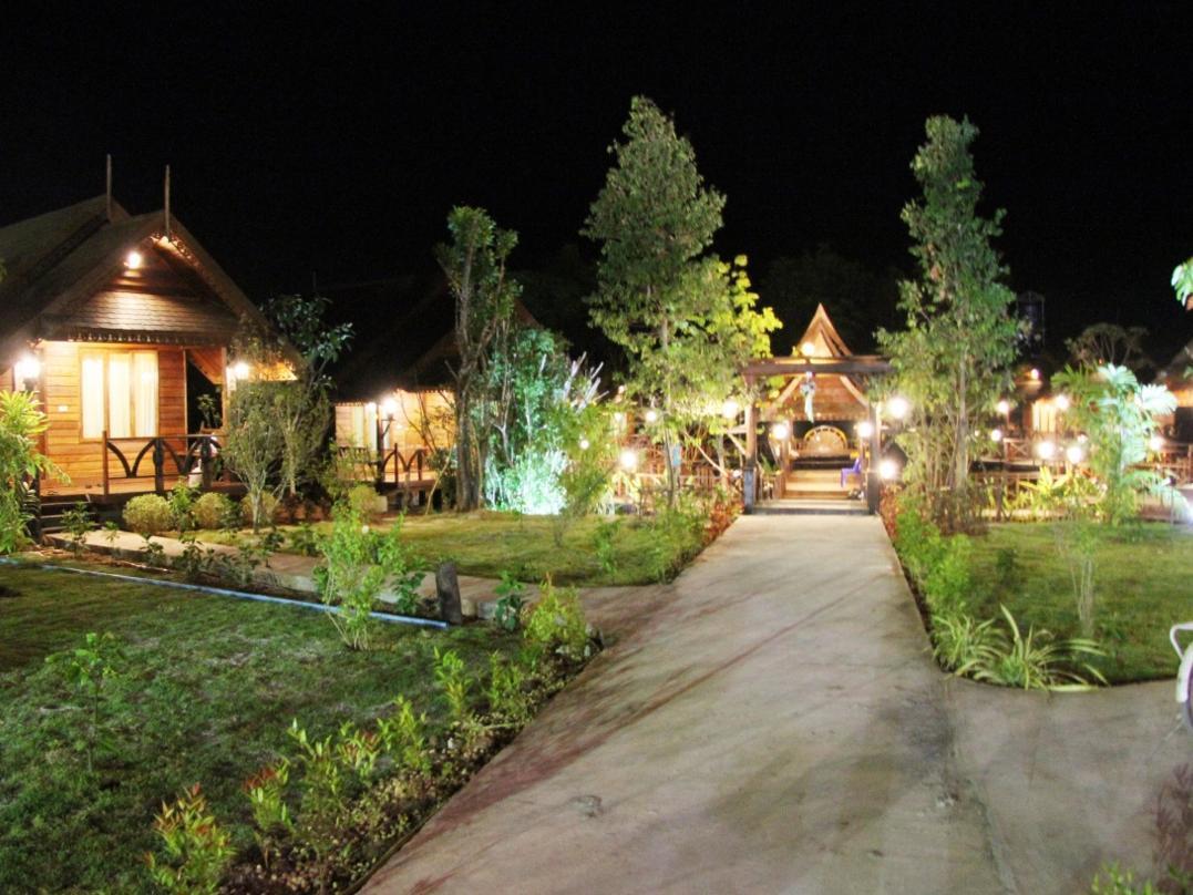 Burilamplai Resort Thung Yai Exterior photo